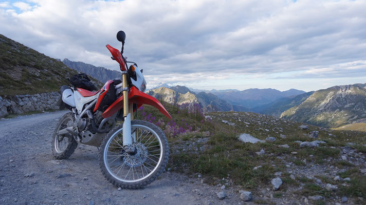 CRF250L im Piemont